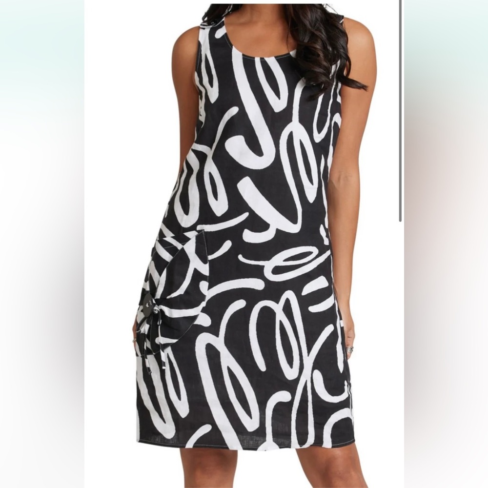 CARRIE NOIR Black/White Graphic Swirl Lined Scoop Neck Dress XL